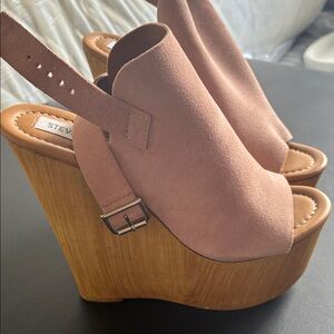 Steve Madden Rose Suede Platform Wedge Sandals